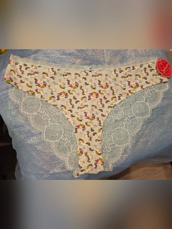 Splendies Other - NWT 4X Unicorn Print Lace Trim Bikini Panty - Cream with Rainbow Accents